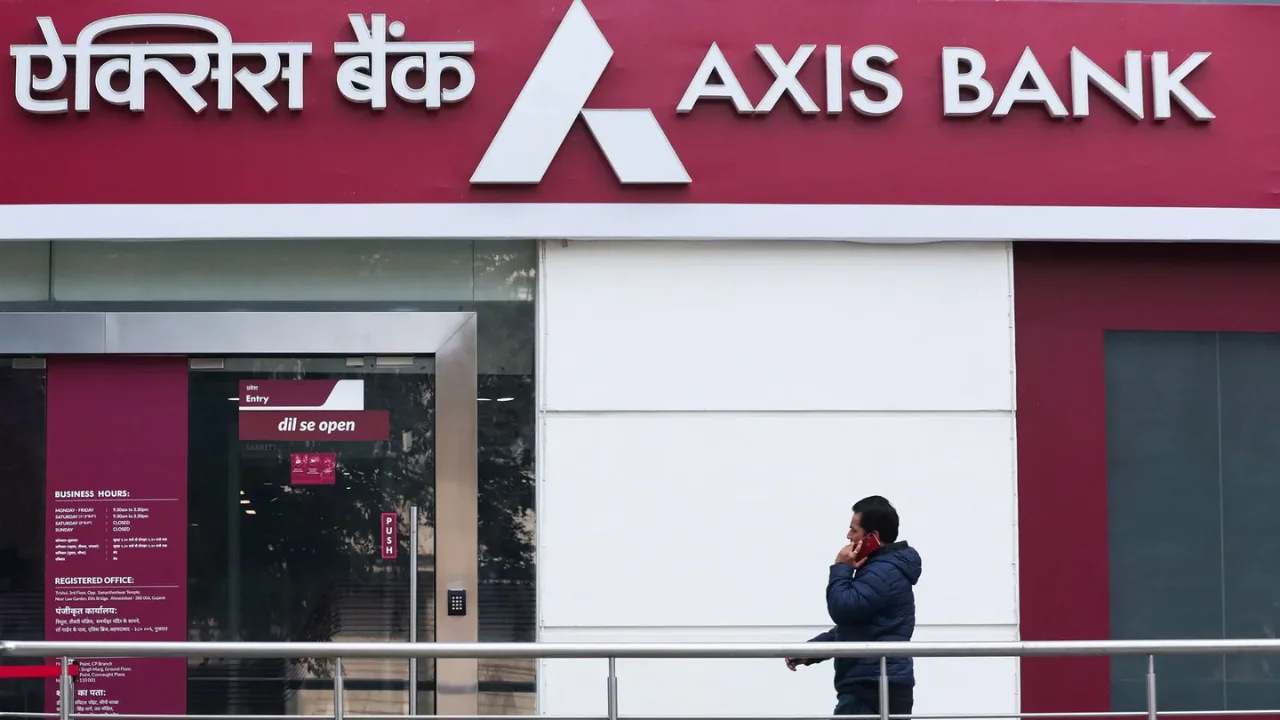 Axis Bank ARISE Women’s Savings Account